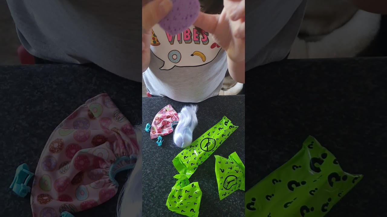 | BARBIE COLOUR REVEAL- SERIES 2 | - YouTube