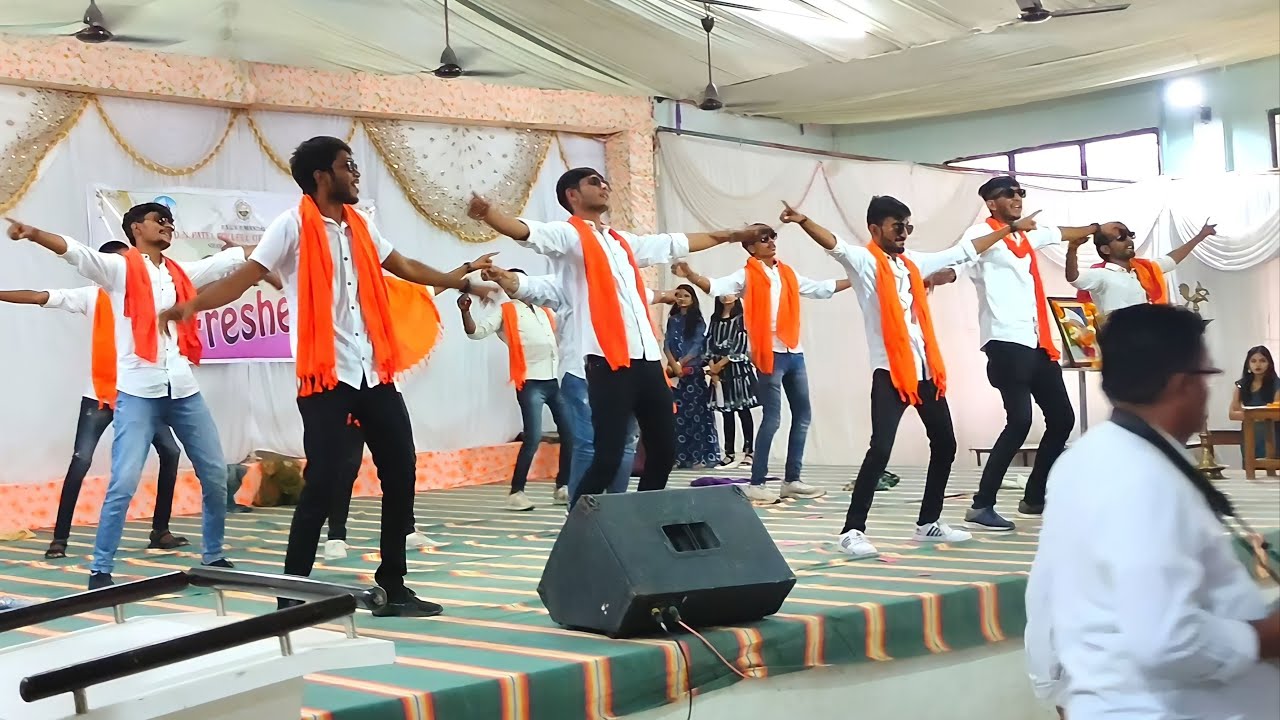 Dance Performance In College On Fresher's Party, Mechanical Boyzz..💥💫🕺