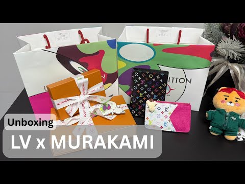 LOUIS VUITTON X MURAKAMI Passport Cover and Romy card holder