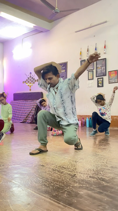 Download lagu Chikiri Chikiri Video Song / Peddi / RamCharan / Janhvi / AR Rahman #ChikiriChikiri #ramcharan #danc