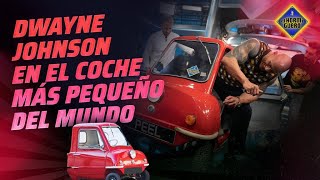 ¡Récord Guinness! Dwayne Johnson en el coche más pequeño del mundo - El Hormiguero