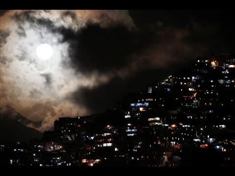 Video till Kolla in hur supermånen såg ut i stora delar av världen