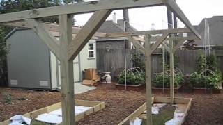 Mittleider Gardening: How To Build T-frames For Vertical Gardening