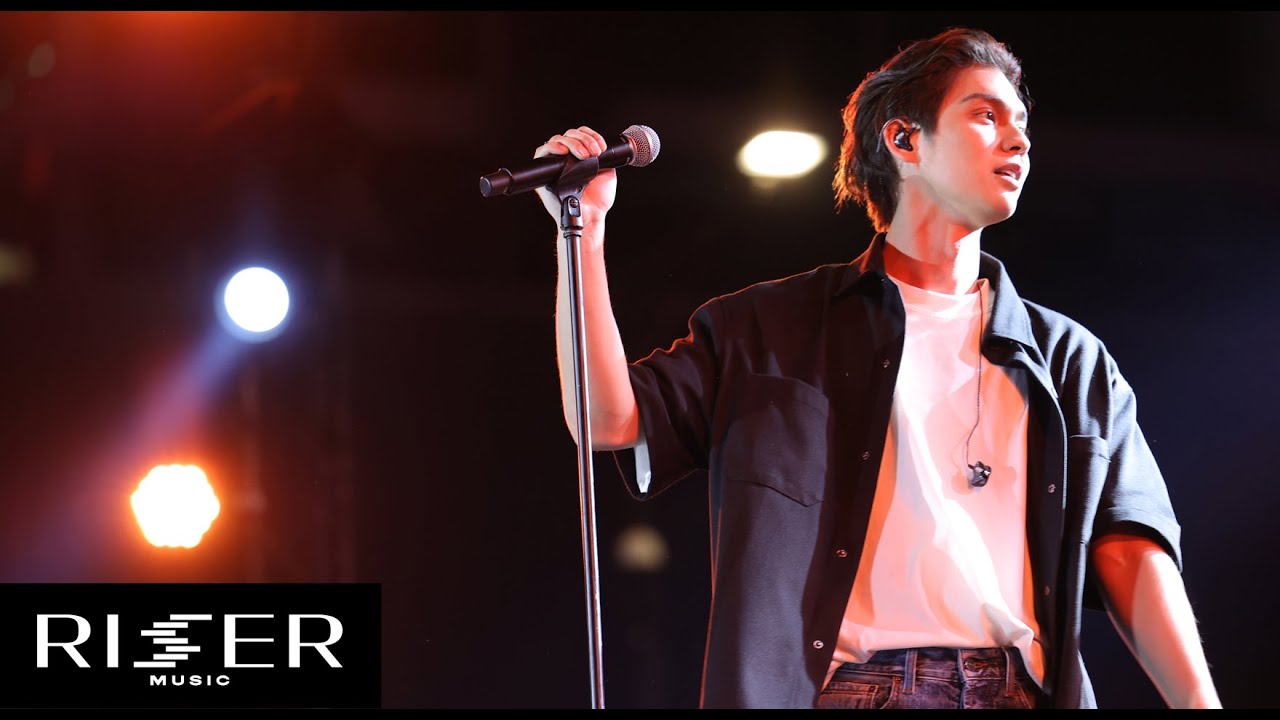 BRIGHT - มาดูแมวดำน้ำทำกับข้าวบ้านเรามั้ย (Saturday Night) Highlight’s Live Performance