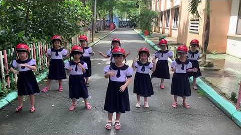 Tiết mục dự thi " Đủ 3 bước, rước bình an" - HS lớp 1- tiểu học Trường Thạnh - Quận 9