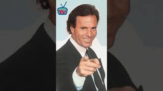 Download Lagu JULIO IGLESIAS SUA TRANSFORMAÇÃO DURANTE OS ANOS MP3