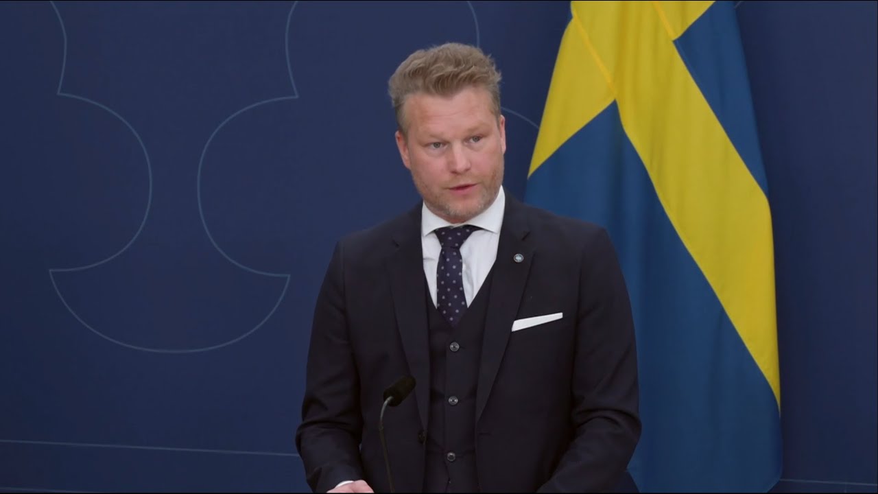 Regeringen och Sverigedemokraterna presenterar regeringens proposition om ny lag för public service
