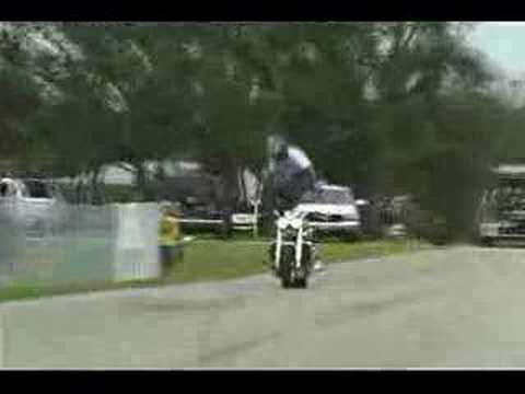 Kyle Woods Wheelie on Triumph Rocket III Cruise 23...