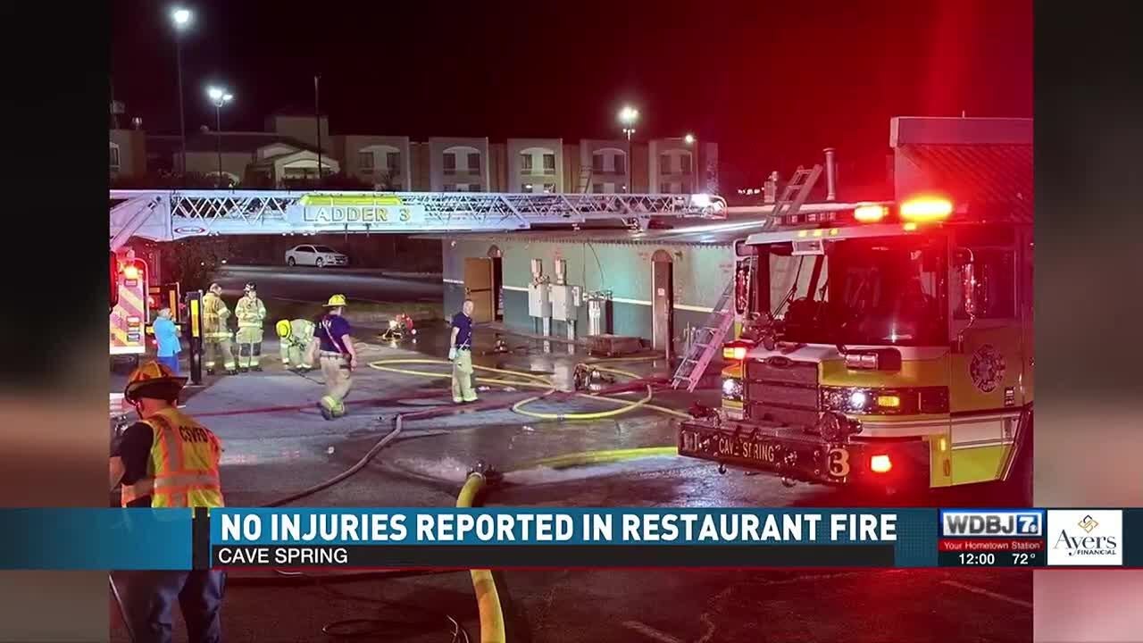 No Injuries Reported in Cave Spring Restaurant Fire - YouTube