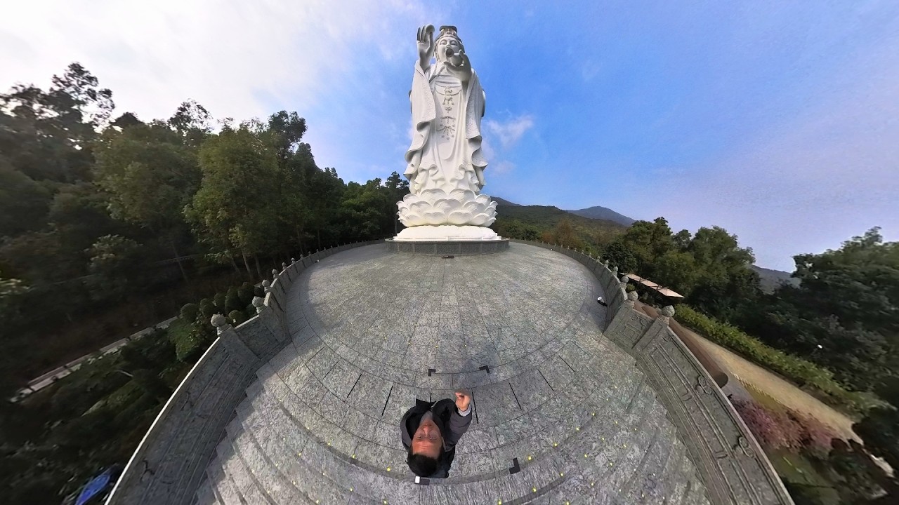 Hong Kong Tsz Shan Monastery Guan Yin (Avalokitesvara) Statue.