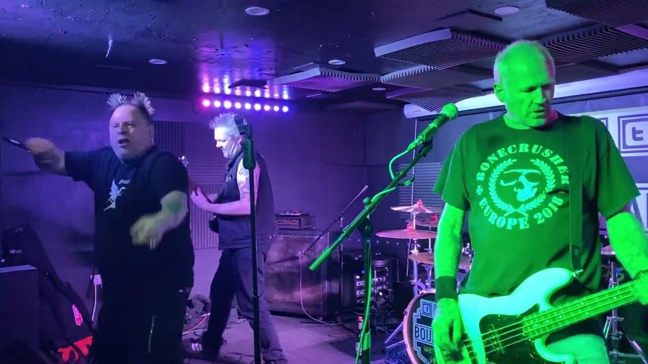 Varukers - The Boulevard, Wigan, 05-03-22