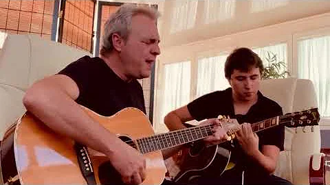 David Summers y yo en casa.   #QudateEnCasa