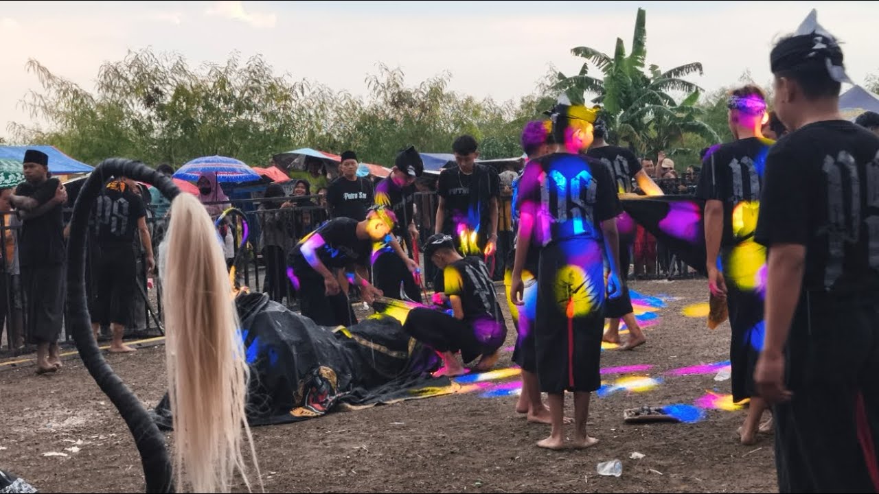 kalapan putro sae live klitih rNdegan sari gresik 25  Desember 2025