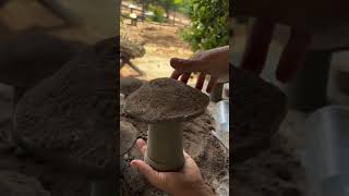 Cogumelos na areia, duas ideias com mesmo resultado 🍄🍄 #vbloger #blogging #ceramic #clay #blogaplay