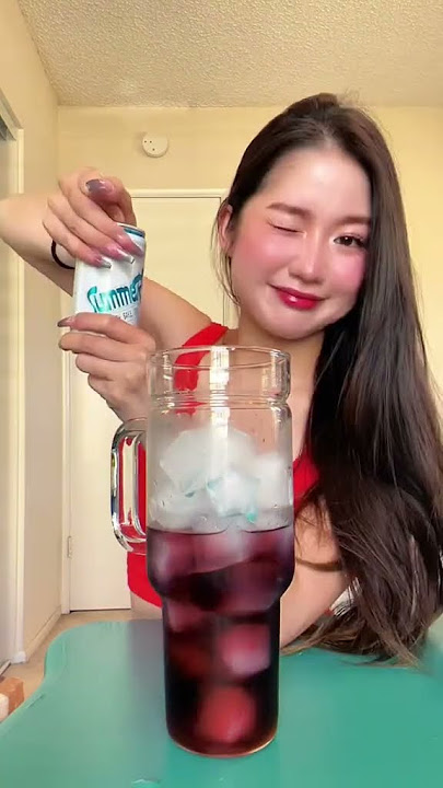 Just created a perfect water for the beach day for ya🏖️  #stayhydrated #wateroftheday #watertok