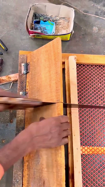 Cutting a large door in the pigeon house and makeking two doors #pigeonhouse #woodworking #pet