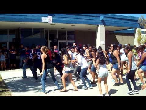 Various students dancing.