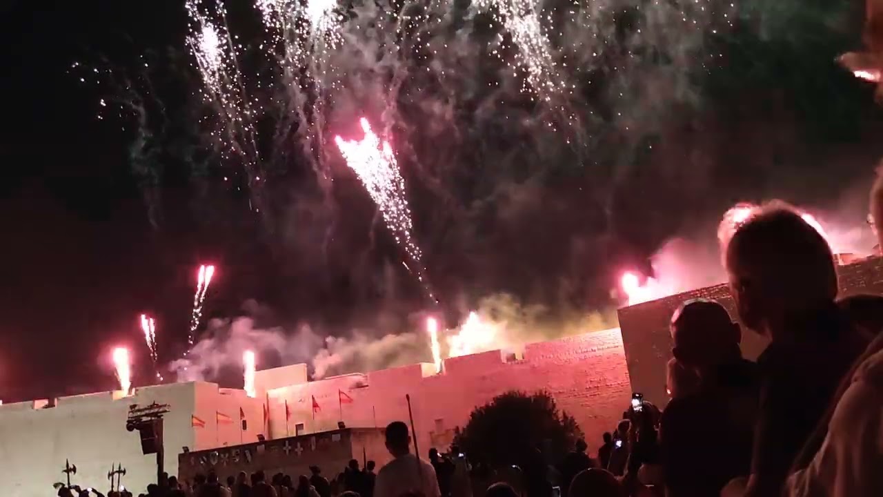 Disfida di Barletta 2025 Fuochi pirotecnici al Castello