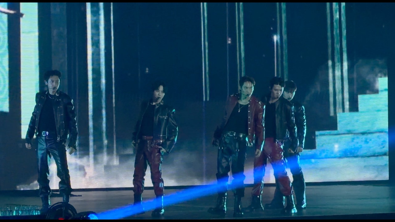 EXO] EXhOrizon in HK MAMA + Monster + Wolf + Overdose + Moonlight