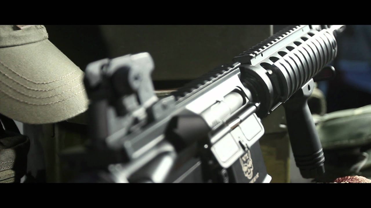 Shorty USA - ECHO 1 ST6 DEVGRU AEG Airsoft Rifle