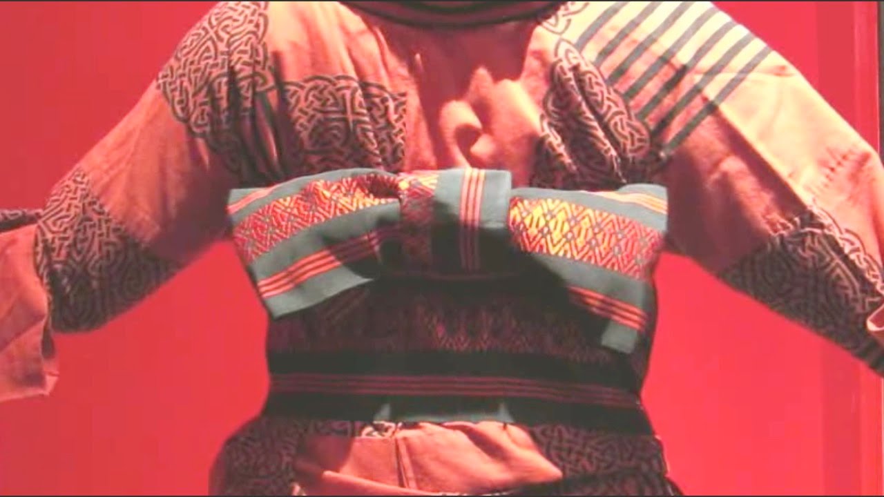  How To Tie An Obi Of A Kimono Called Bunko musubi