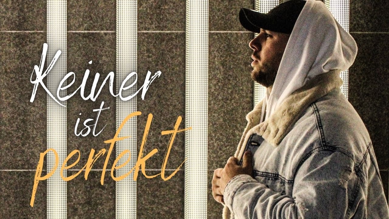 Schau dir das Musikvideo zu {trackName} von {artistName} an