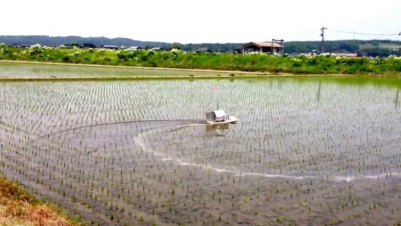 自作ラジコンホバークラフトで水田除草剤散布 フロアブル専用機 Youtube