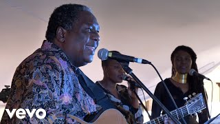 Vusi Mahlasela - Shebeen Queen (Live)