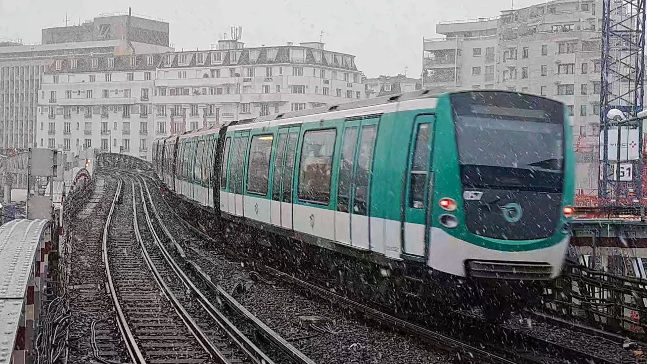 LIGNE 5 SOUS LA NEIGE 🌨