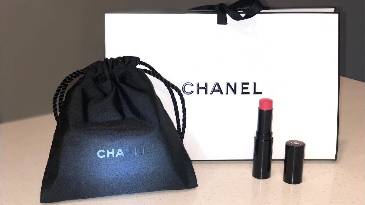 Chanel LES BEIGES Healthy Glow Lip Balm - «When you need something more  than just a beautiful lip color (shade Intense) »