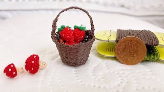 ミニチュアカゴバッグ♪糸みたいに細いワイヤーで編みました♪