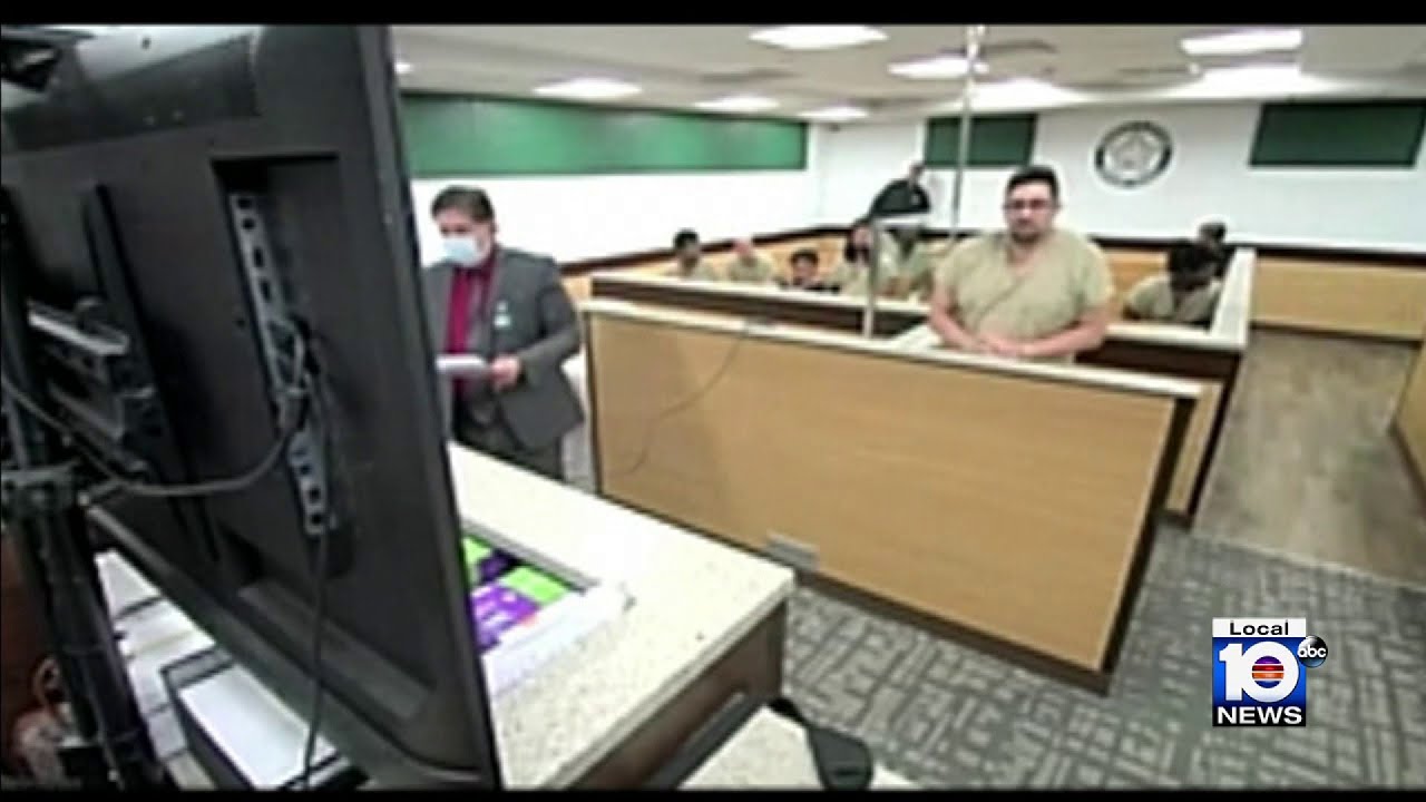 Weston voyeurism suspect appears in Broward bond court - YouTube