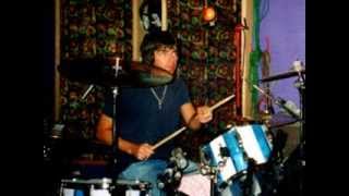 Video thumbnail of "Oasis - Lets All Make Believe - unreleased Noel-sung 1998 demo"