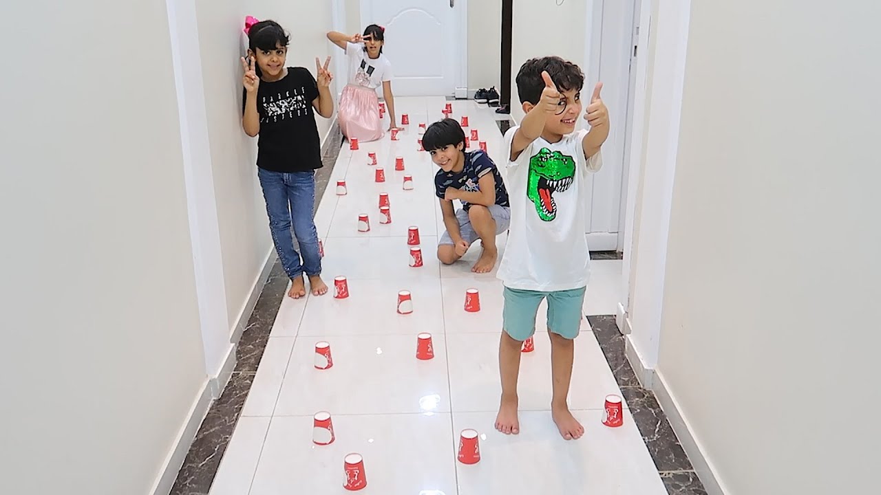 زياد والياس اخذوا صرافتي وجوجو  بكت وقطعت الخمسين ريال !!