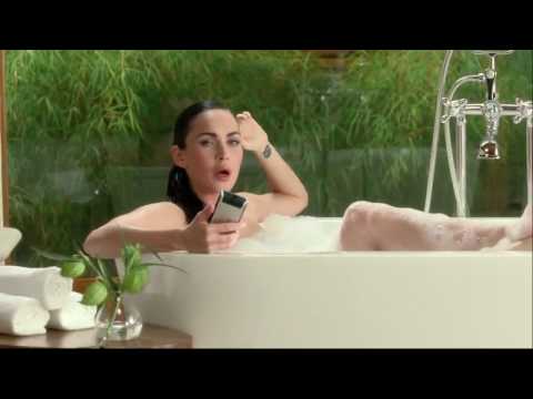 Motorola - Megan Fox - Super Bowl Ad 2010 [HD]