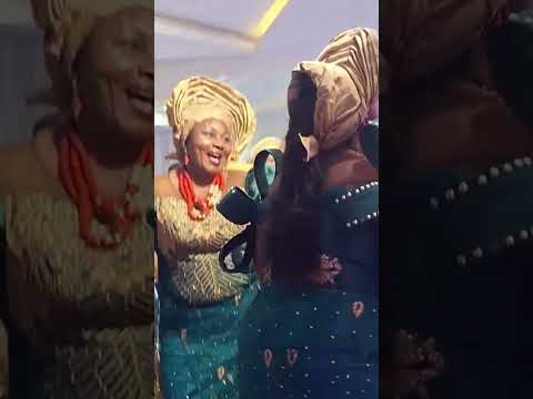 Video: Kvinner i Afrika: bilder, tradisjoner
