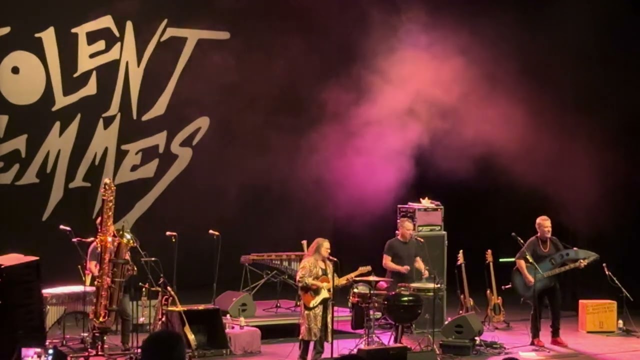 Violent Femmes