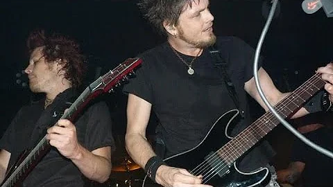 Crossfade - Cold [Live] - 8.14.2011 - The Cabooze - Minneapolis, MN - FRONT ROW