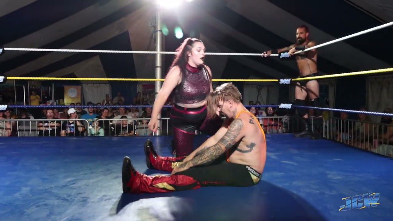 JCW Escarmouche à Larouche 3 Davey Lawless & Alicia P Monroe vs Pokebros #intergenderwrestling