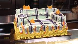 LexGo Eat at Winchell's plus couch cake