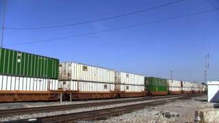 NS autorack/stack train & BNSF manifest train BNSF Thayer South Subdivision