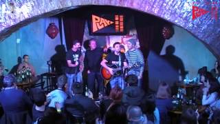 FARA ZAHAR si TAPINARII - MF Song | Live Cafe Teatru Play Craiova 04.02.2015