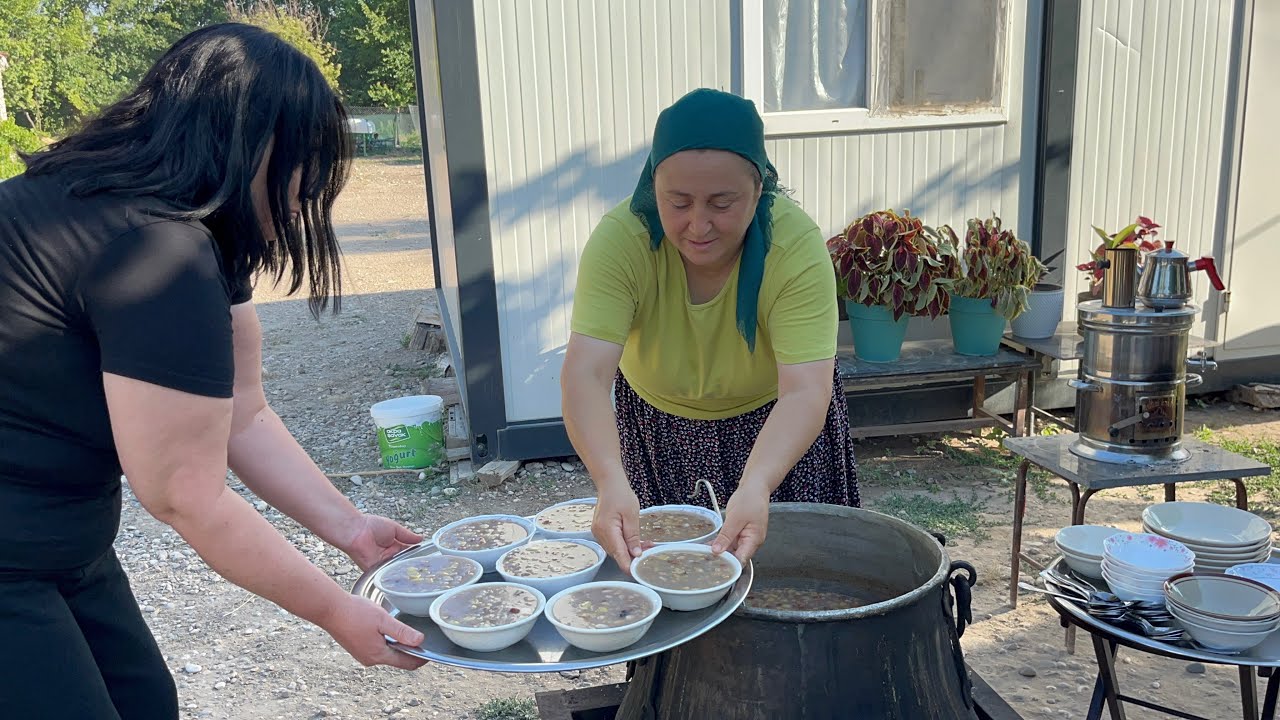 Odun Ateşinde Bakır Kazanda Aşuremizi Kaynattık |Allah kabul etsin