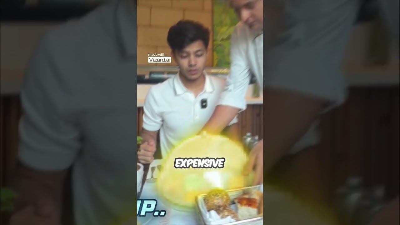 Is this viral street food actually worth the hype? 🌭 #streetfood #viralfood