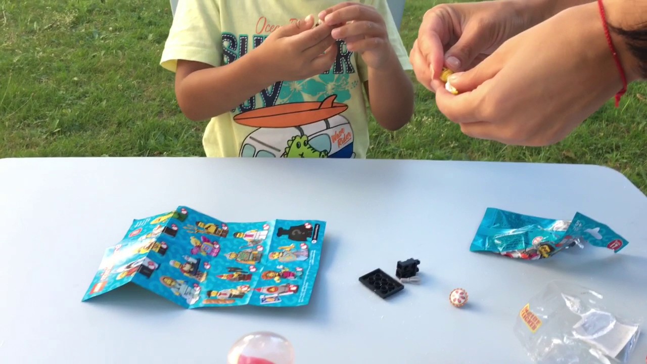 Пробуем Немецкие СЛАДОСТИ и открываем фигурки ЛЕГО - YouTube