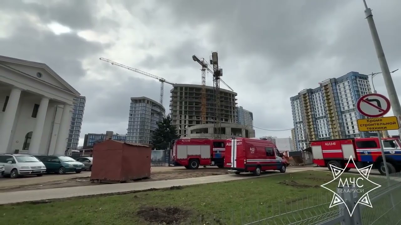 Возгорание кровли строящегося здания на ул. Л. Левина