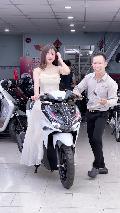 #cinematic #cinematicvario #cutegirl #vario #motorcycle #ladybiker #lucu #shorts #fyp #trending