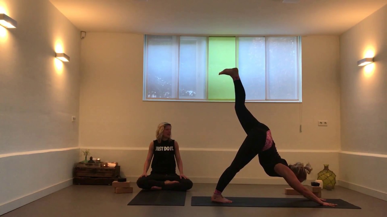 Yin Yang Yoga BAM Lifestyle YOGA & MEDITATIE door Mandy & Jessica
