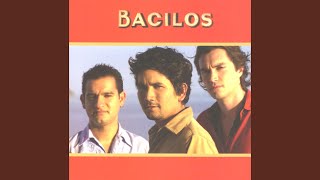 Video thumbnail of "Bacilos - Tabaco y Chanel"