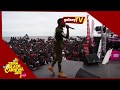 Da Agent challenges  feffe bussi in freestyle at the zzina beach carnival